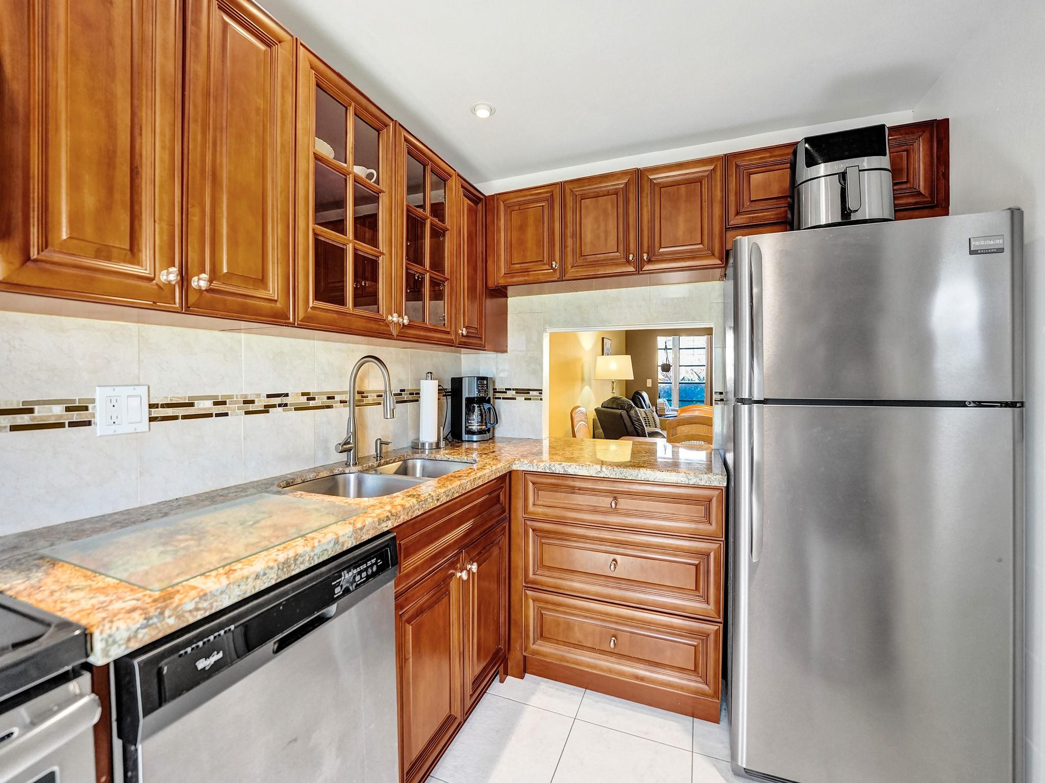 BOCA VERDE EAST - Residential