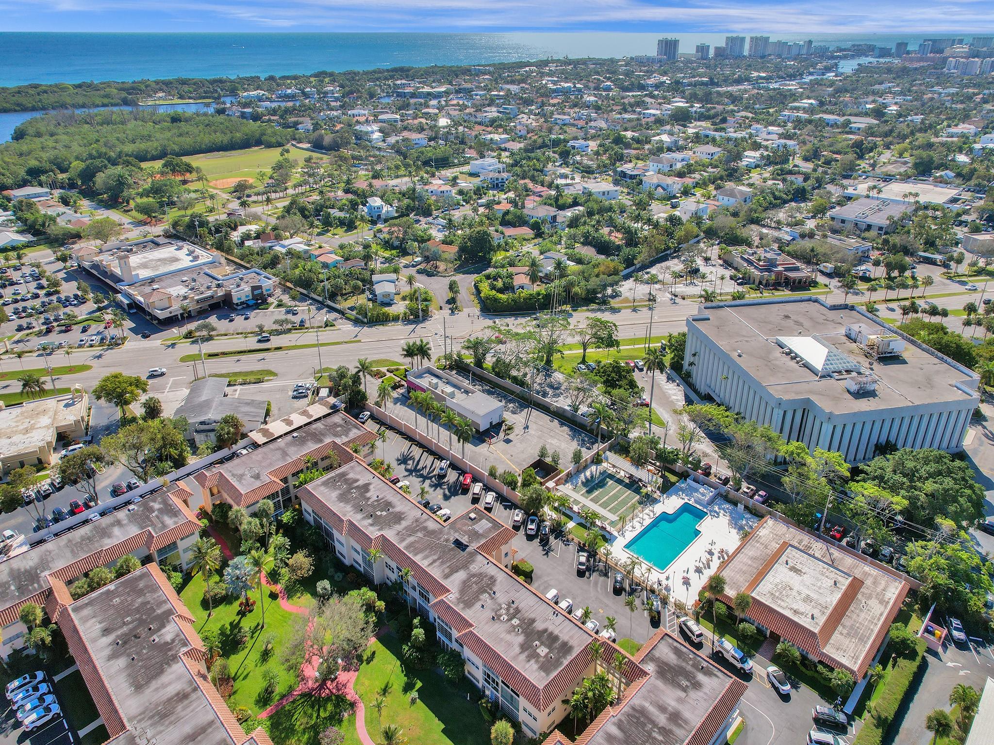 BOCA VERDE EAST - Residential
