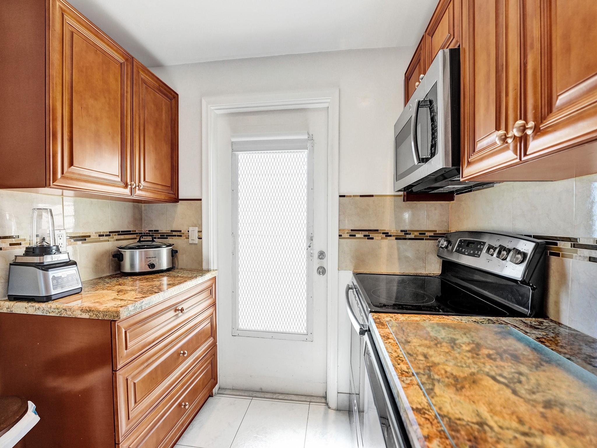 BOCA VERDE EAST - Residential
