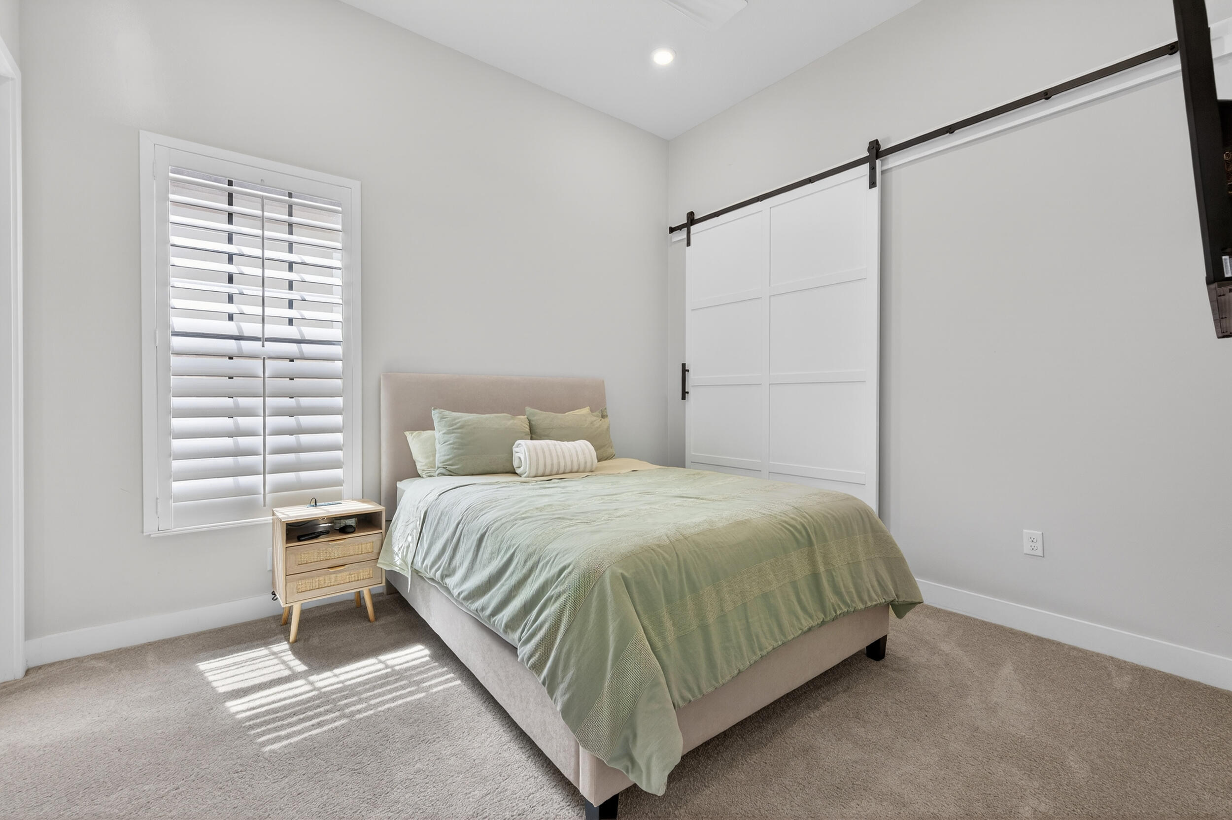 The Falls - Residential