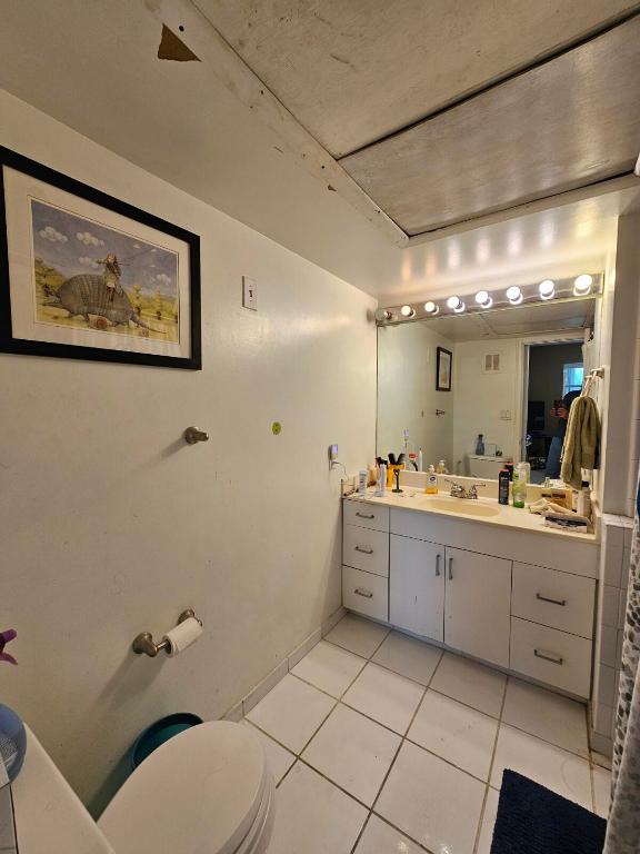 MANOR GROVE VILLAGE TWO CONDO - Residential