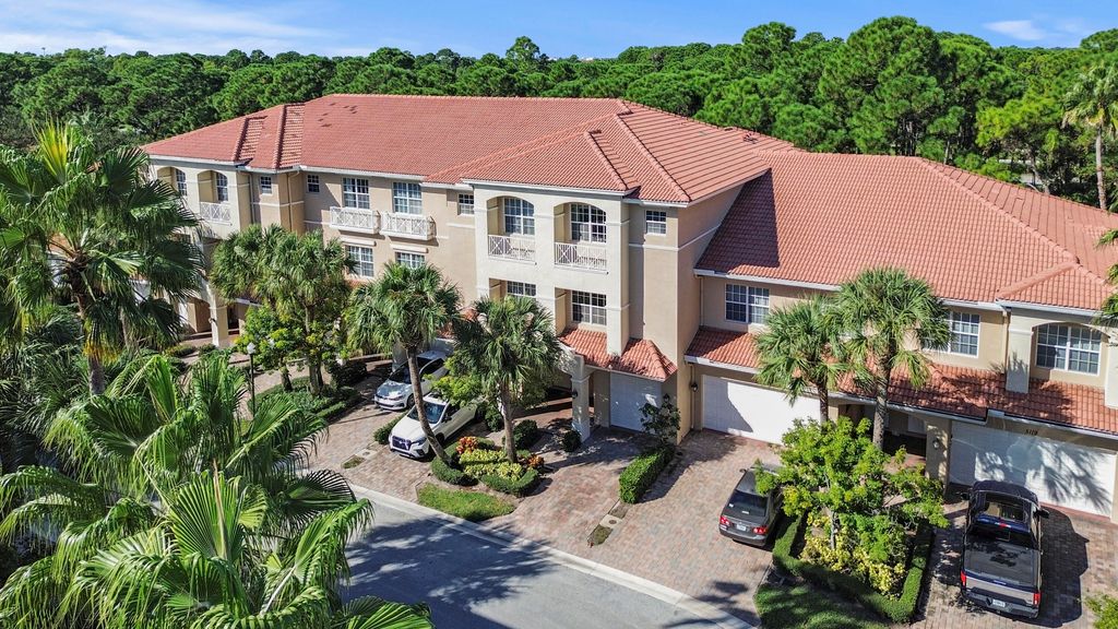 Photo of 5115 Artesa Way W, Palm Beach Gardens, FL 33418 (MLS # R10929529)