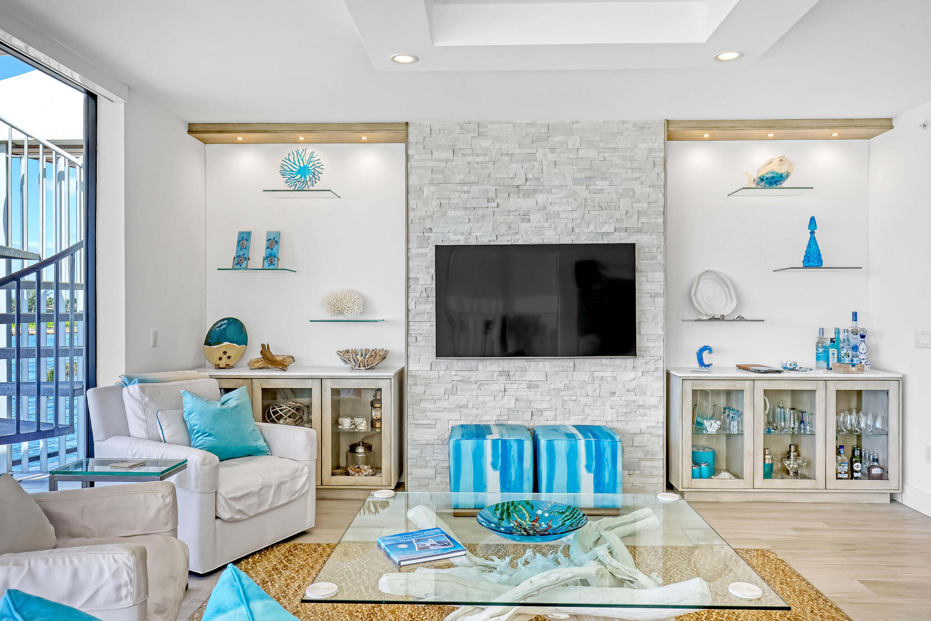 106 Inlet Way 305