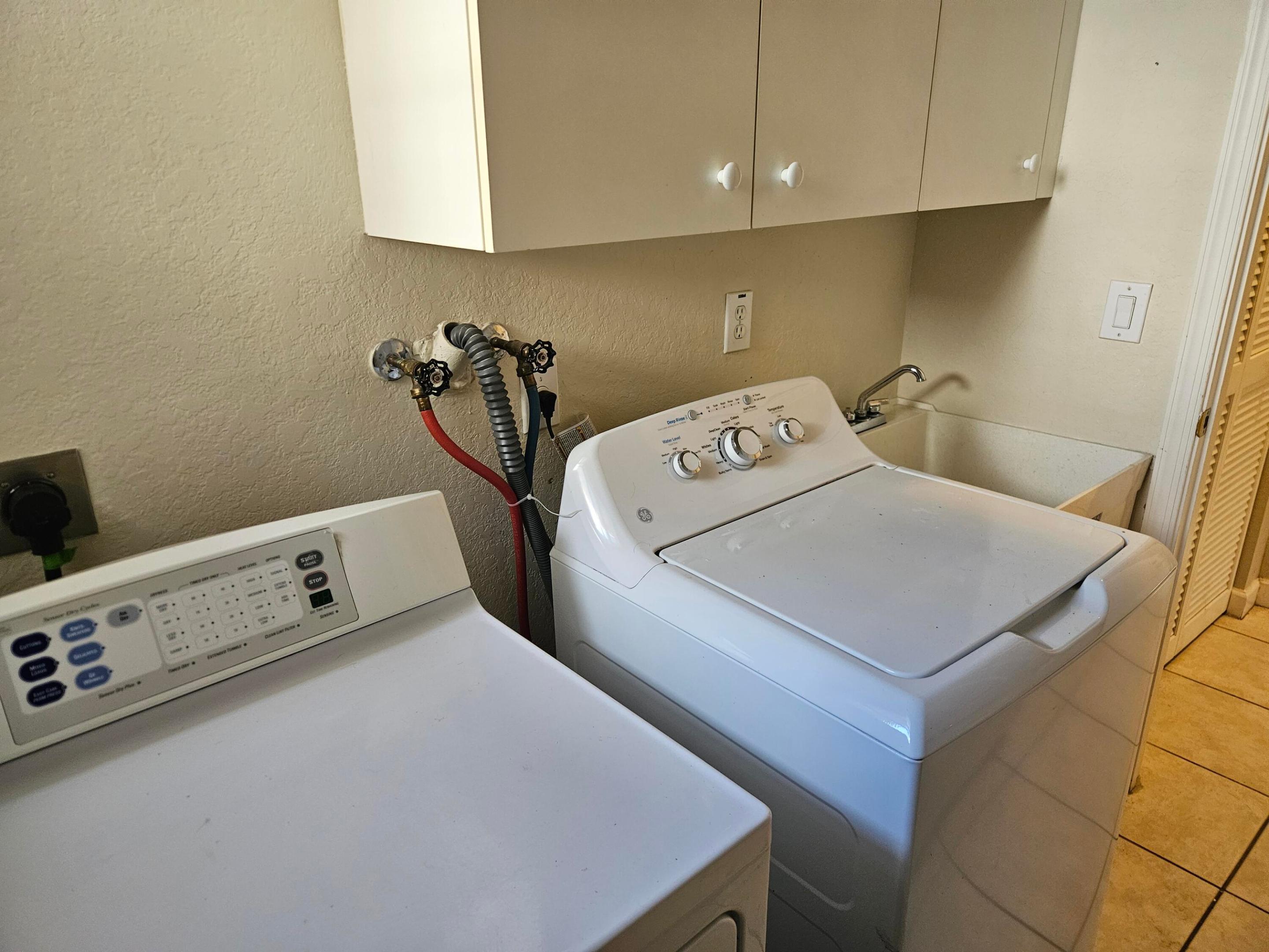 HERON BAY FOUR - Residential Lease