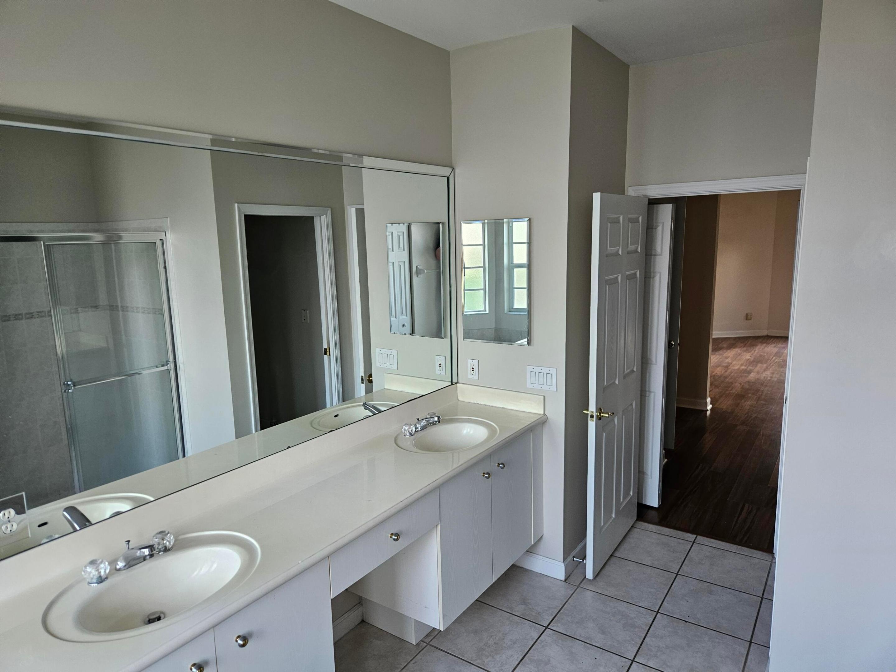 HERON BAY FOUR - Residential Lease