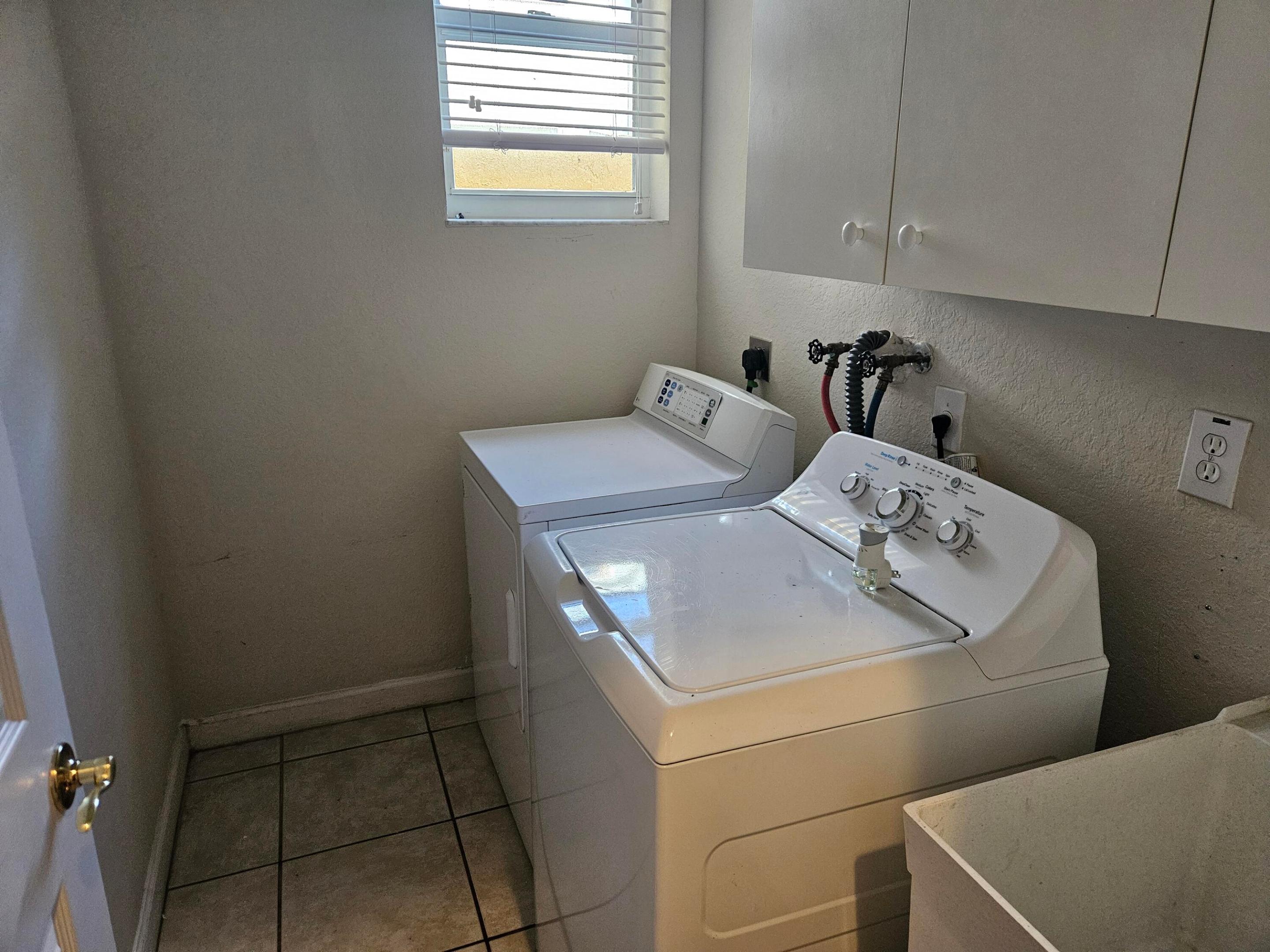 HERON BAY FOUR - Residential Lease