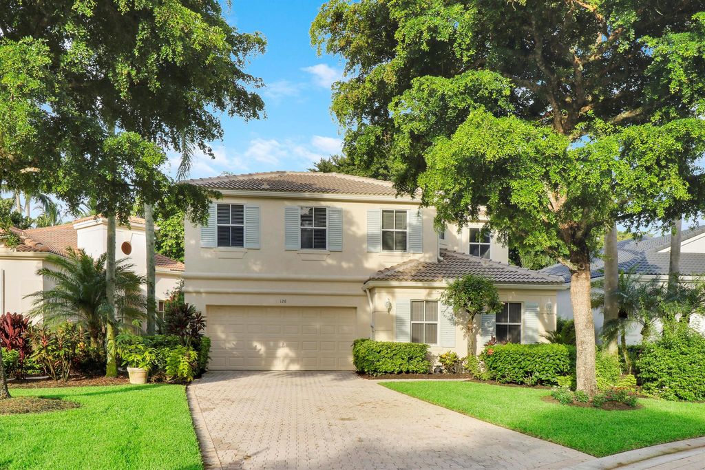 Photo of 128 Sunset Cove Lane, Palm Beach Gardens, FL 33418 (MLS # R10905108)