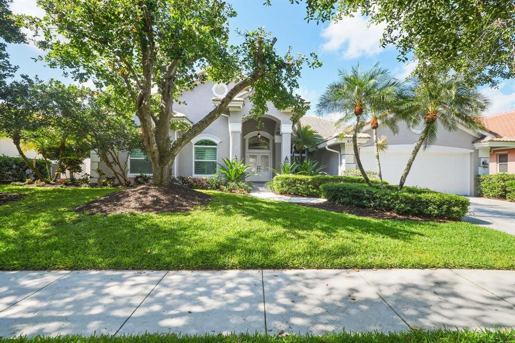 Photo of 6798 Cypress Cove Circle, Jupiter, FL 33458 (MLS # R10724344)