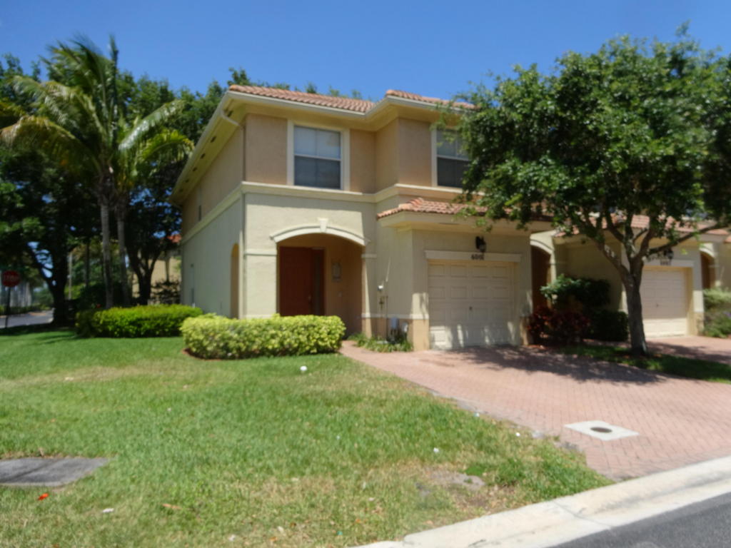 SEMINOLE GARDENS AT WOODBINE - Residential