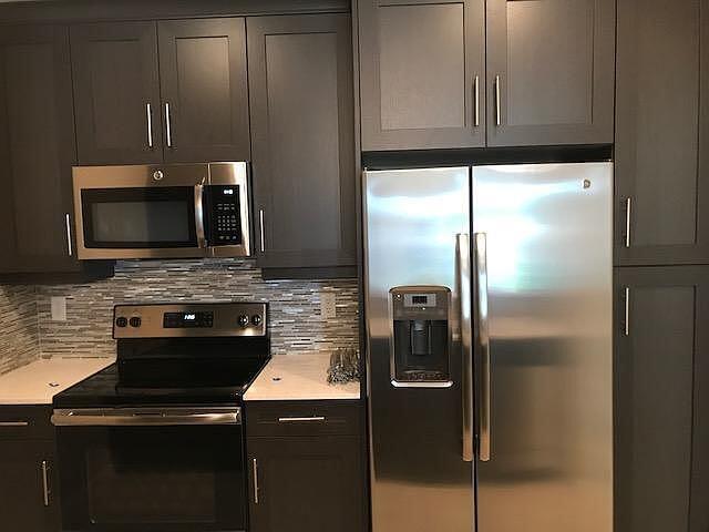 COLONY RESERVE AT LAKE WO - Residential Lease