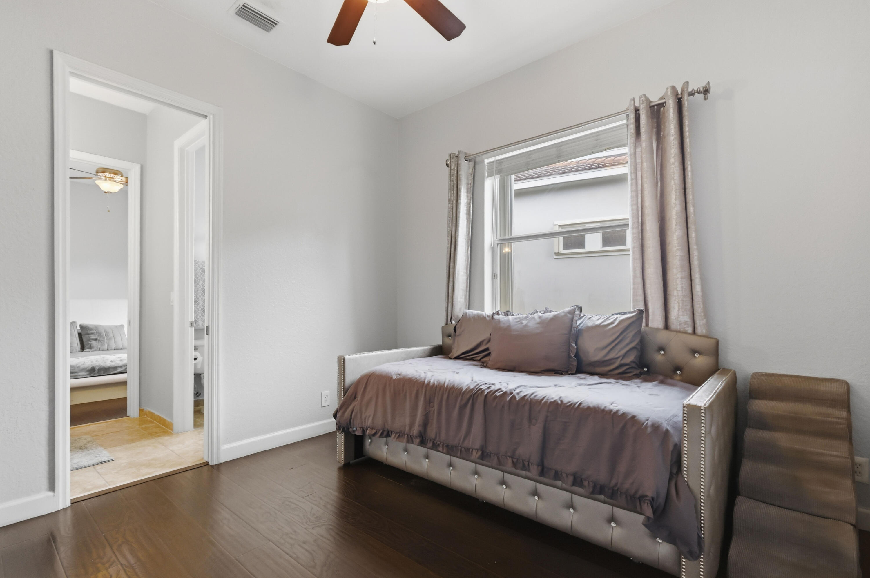 HERON BAY CENTRAL - Residential