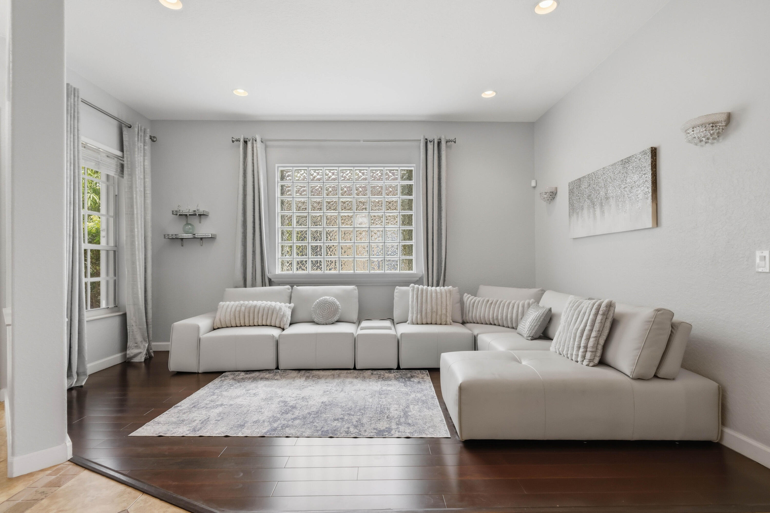 HERON BAY CENTRAL - Residential