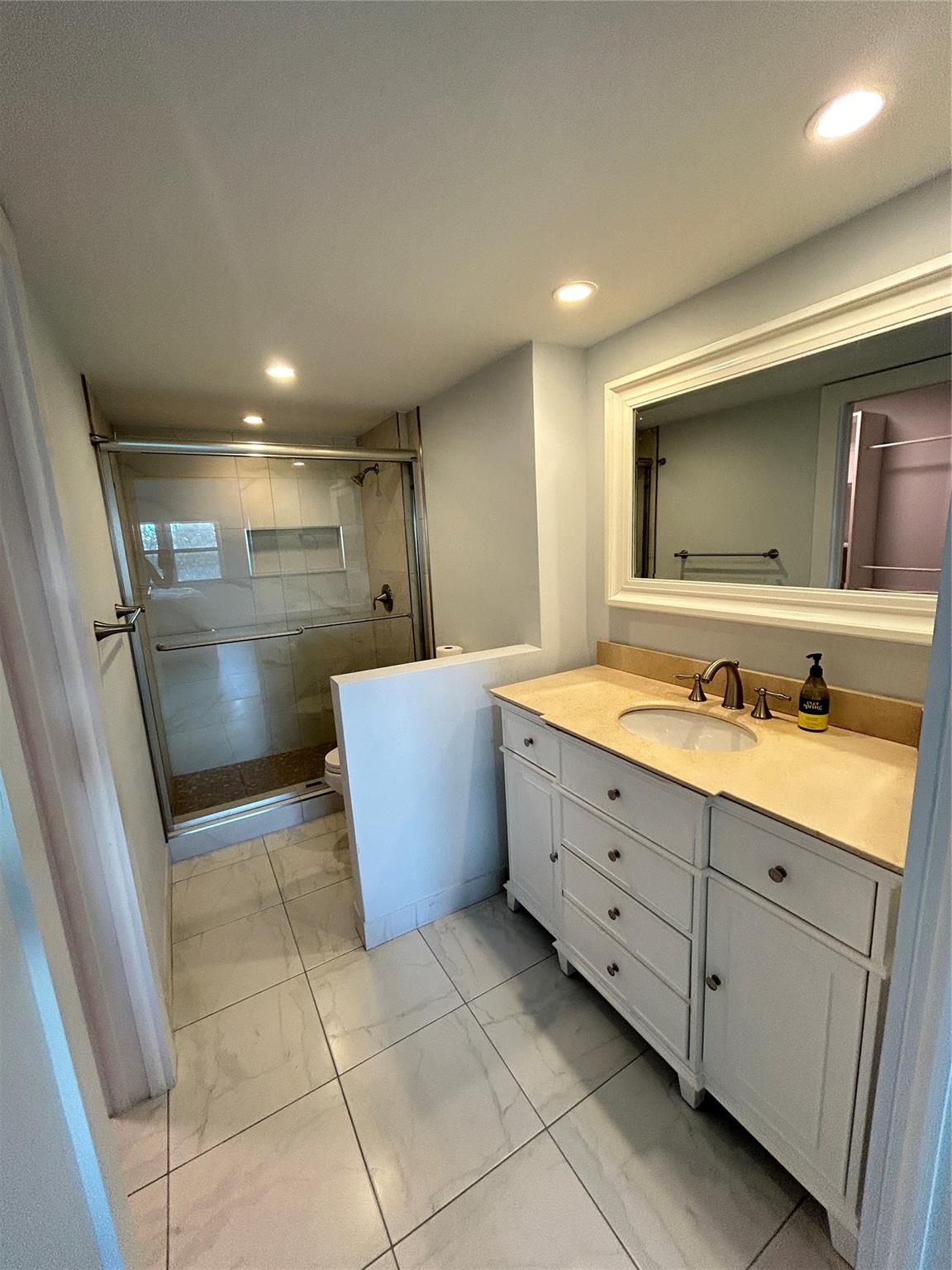 The Aristocrat Ocean & - Residential Lease