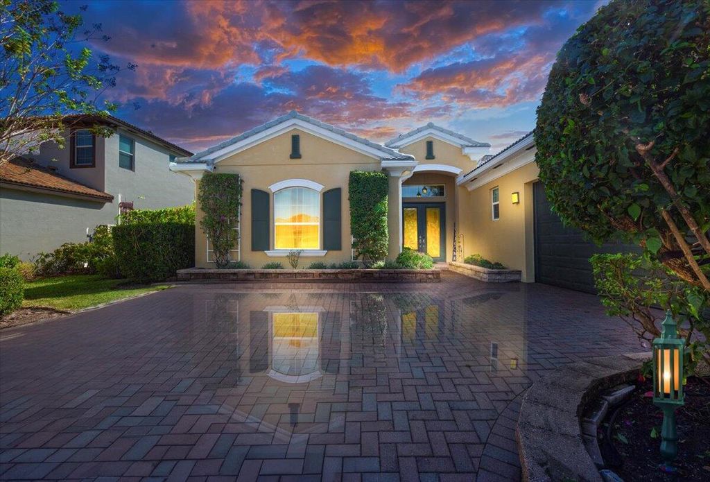 Photo of 11400 SW Hillcrest Circle, Port Saint Lucie, FL 34987 (MLS # R11137331)