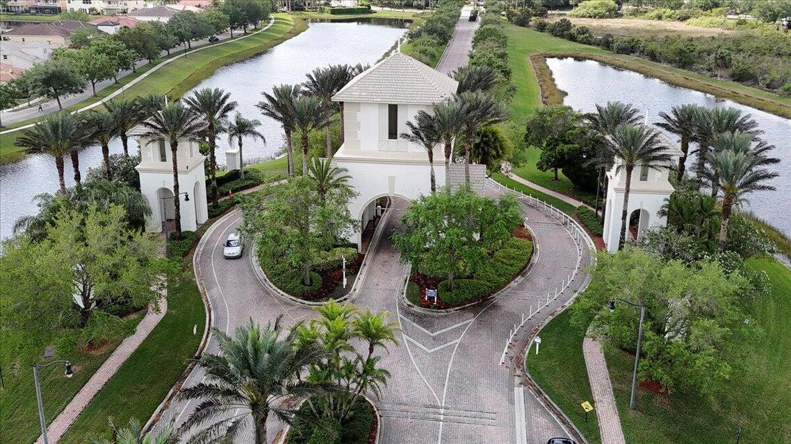 TRADITION PLAT NO 19 - Residential