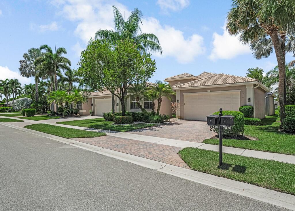 Photo of 7579 Cape Verde Lane, Lake Worth, FL 33467 (MLS # R11116388)
