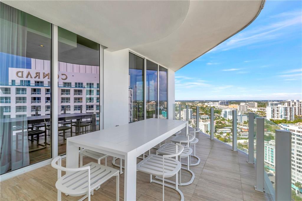 Four Seasons - Residential Lease