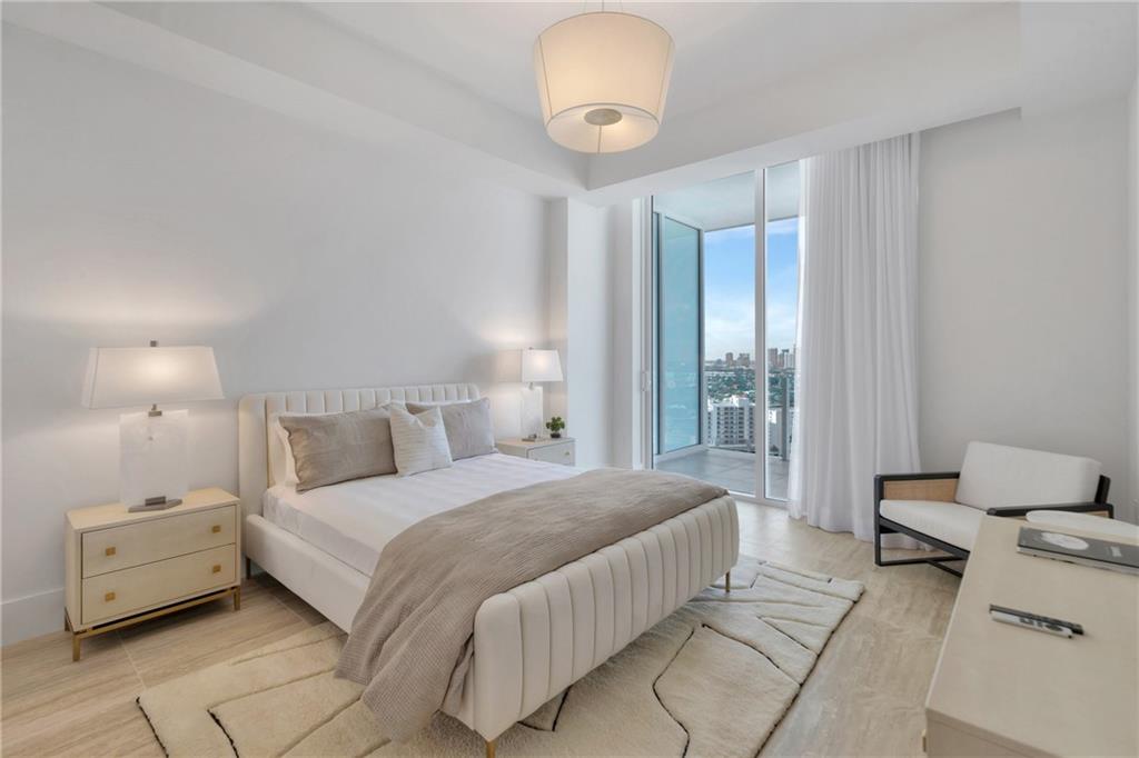 Four Seasons - Residential Lease