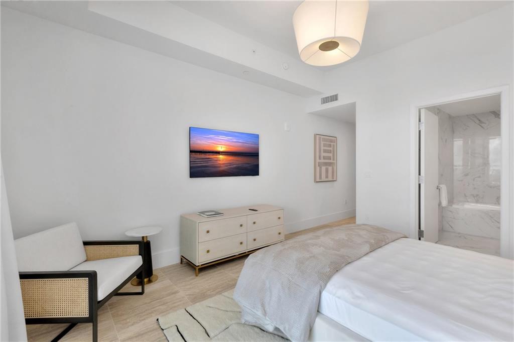 Four Seasons - Residential Lease