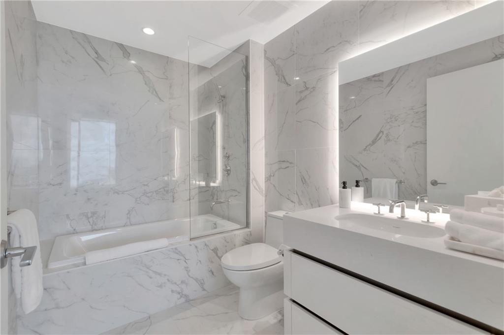 Four Seasons - Residential Lease