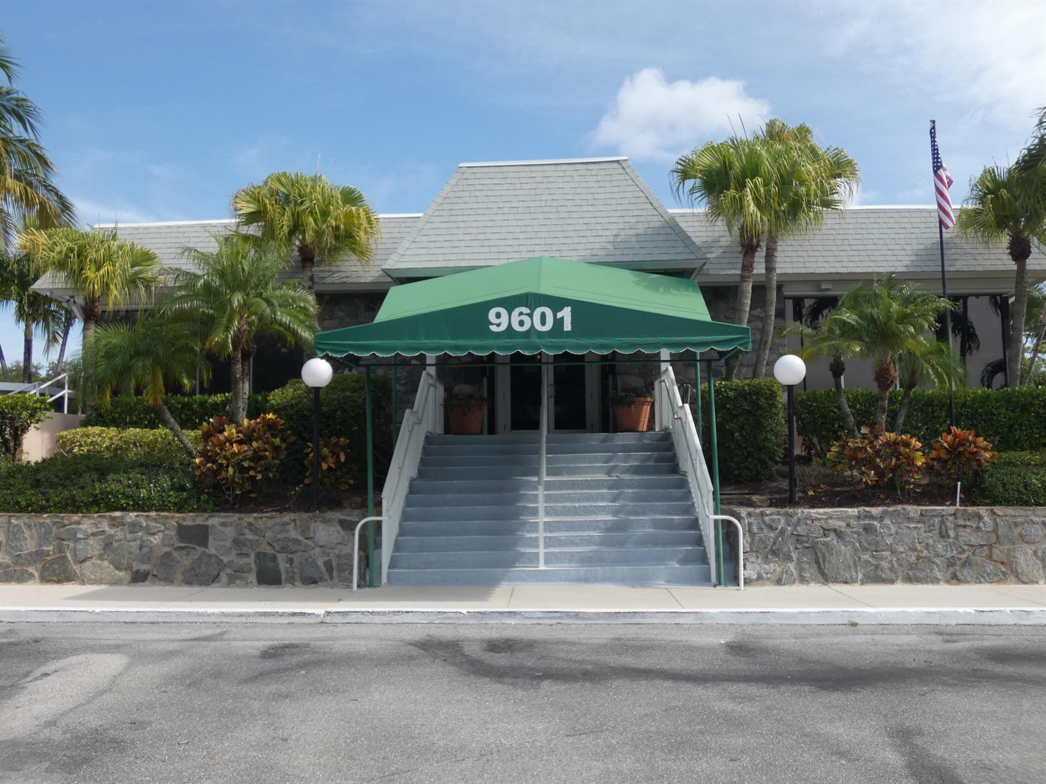 Little Club Condo Associa - Residential Lease