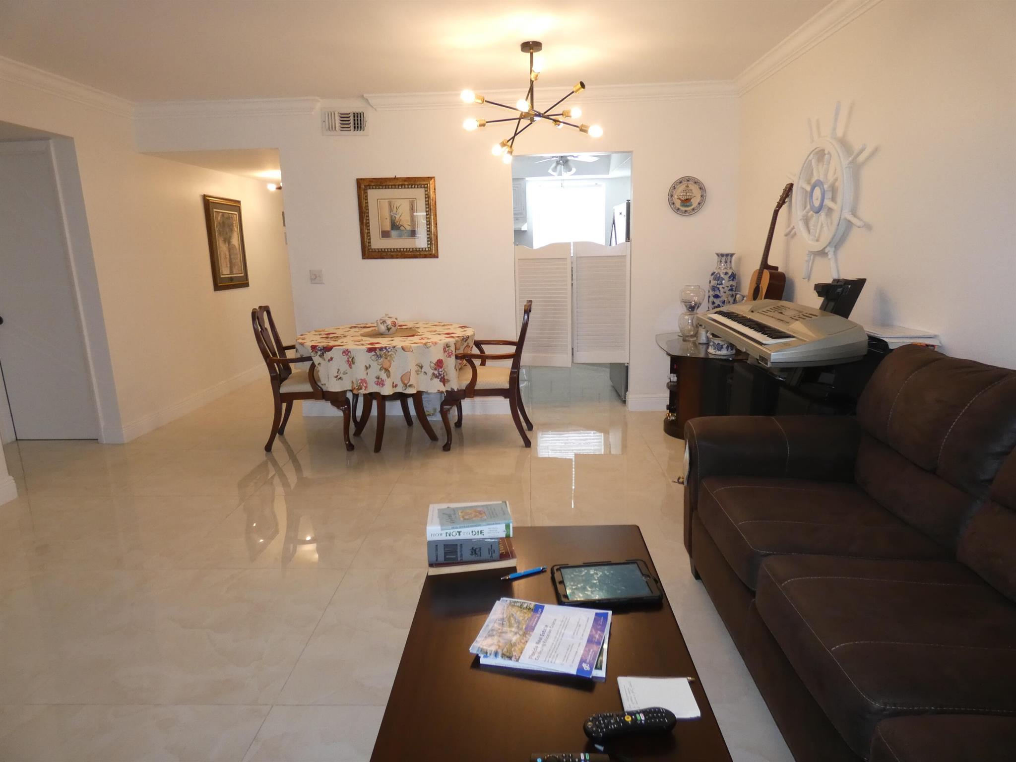 Little Club Condo Associa - Residential Lease