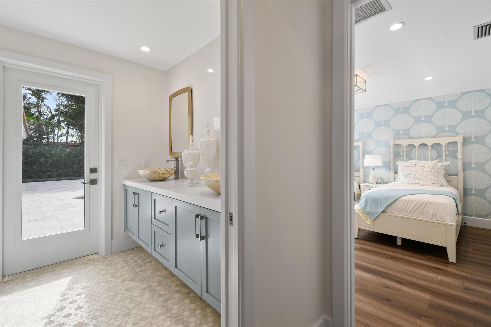 OLYMPUS - Residential