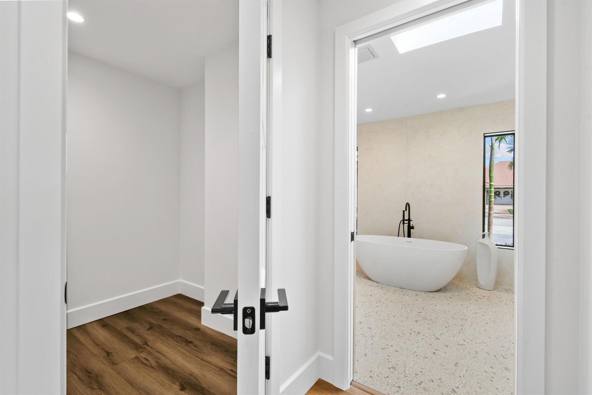 OLYMPUS - Residential