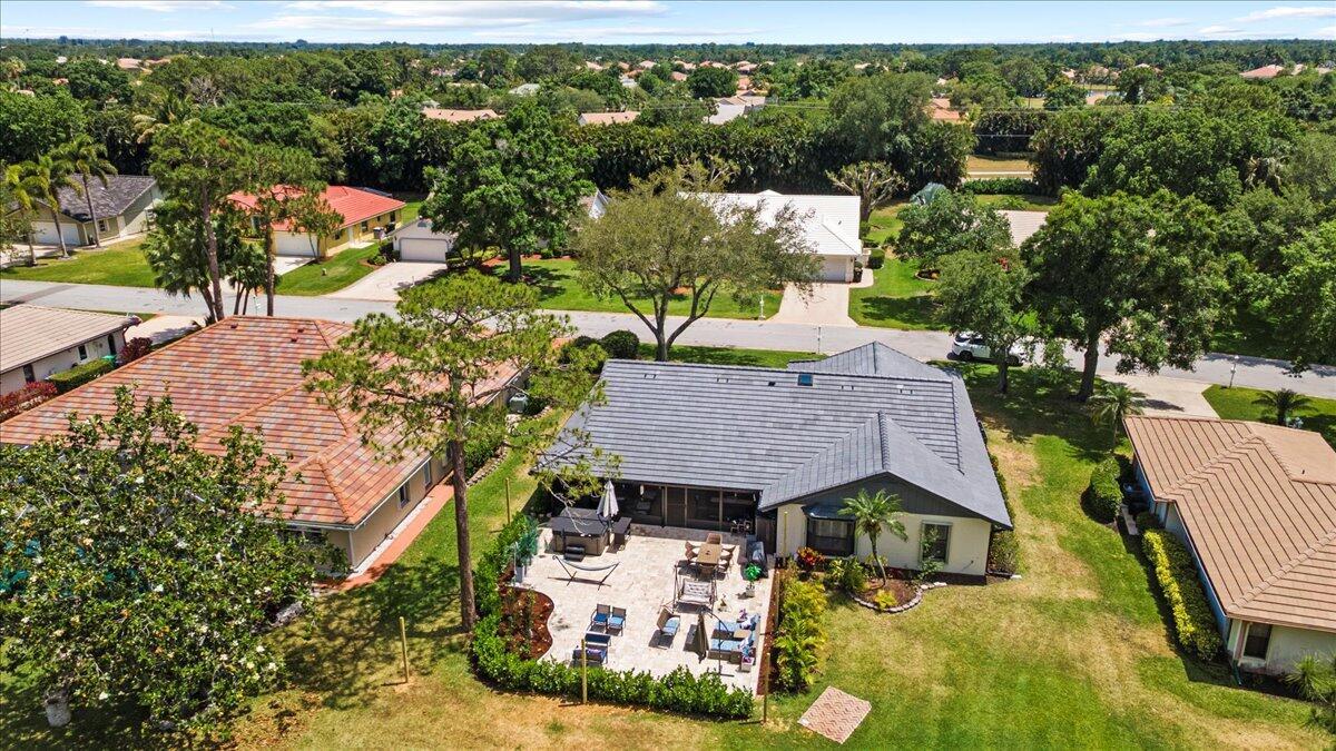 COUNTRY CLUB ESTATES - Residential