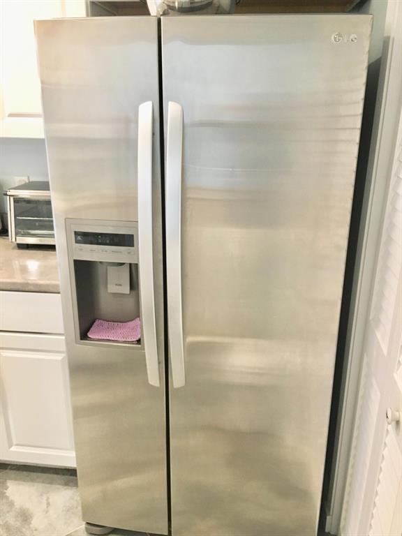 SEADUNES CONDO - Residential Lease