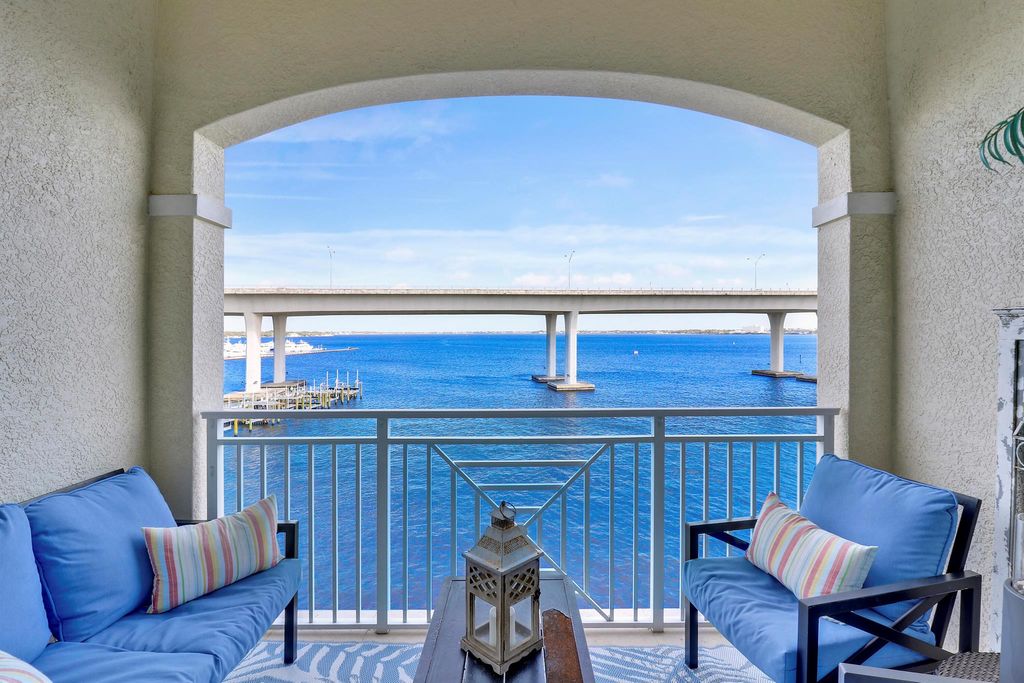 Photo of 275 NW Flagler Avenue #403, Stuart, FL 34994 (MLS # R11054970)