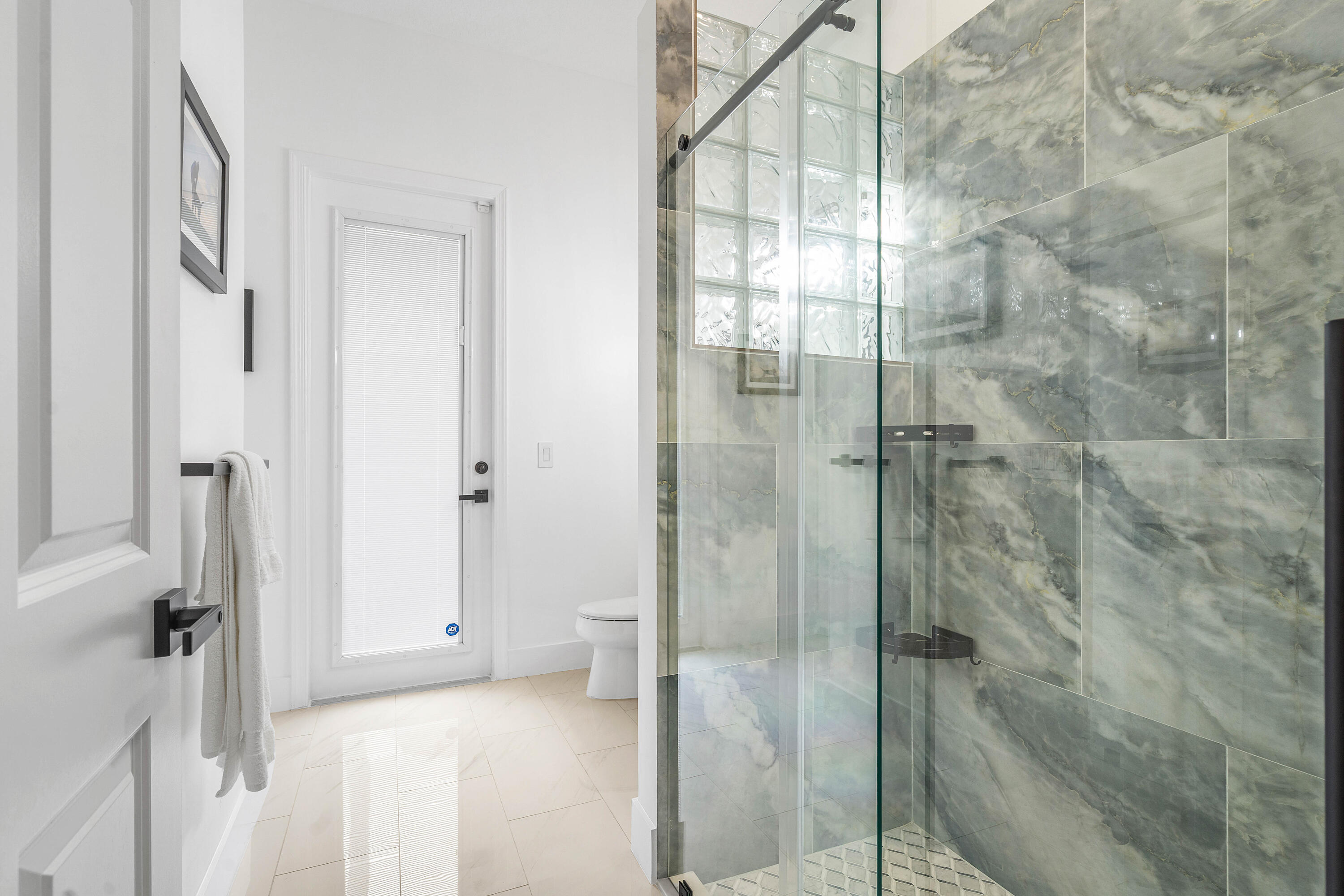 SHADY OAKS OF PALM BEACH POLO & COUNTRY - Residential