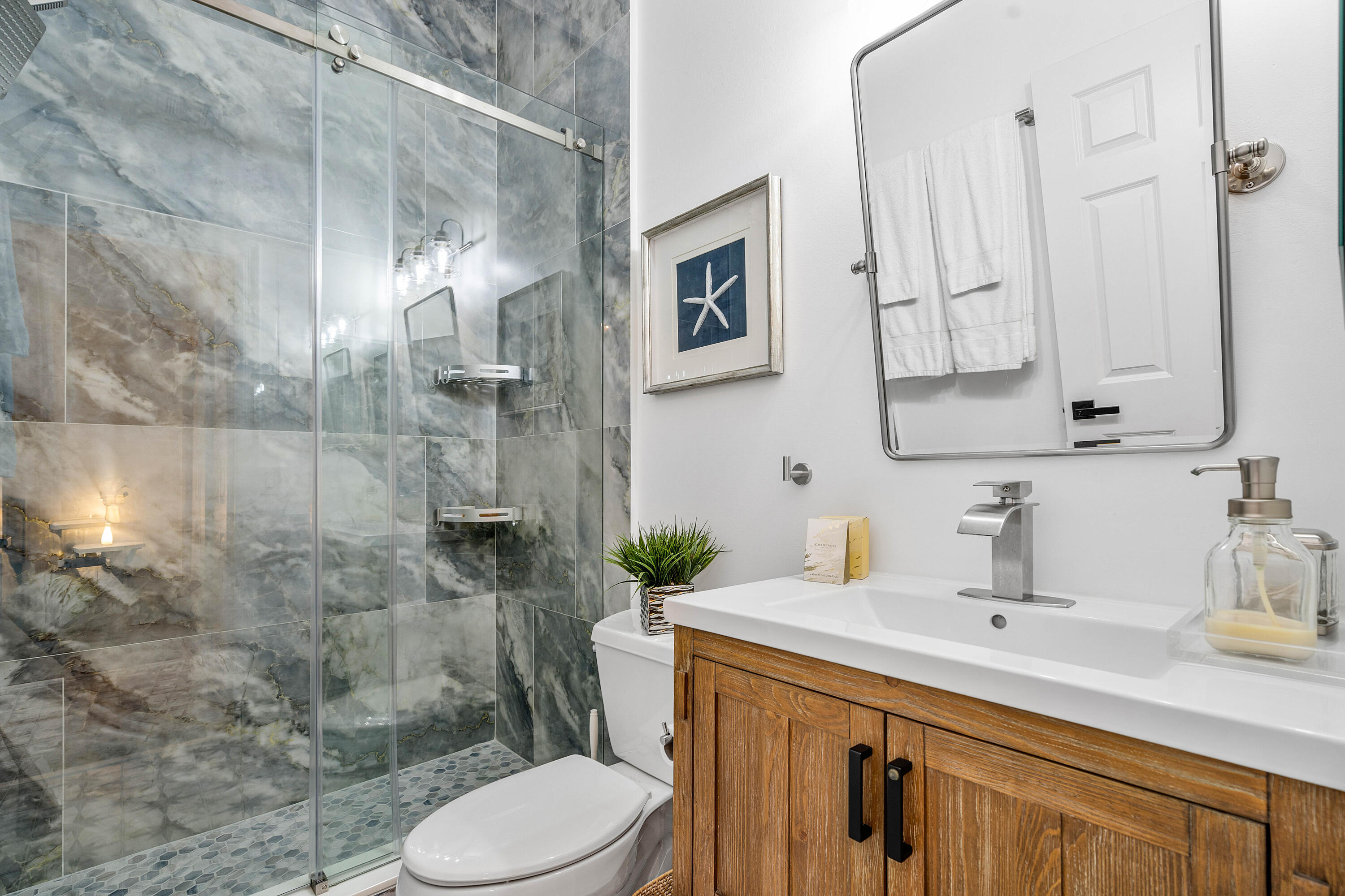 SHADY OAKS OF PALM BEACH POLO & COUNTRY - Residential