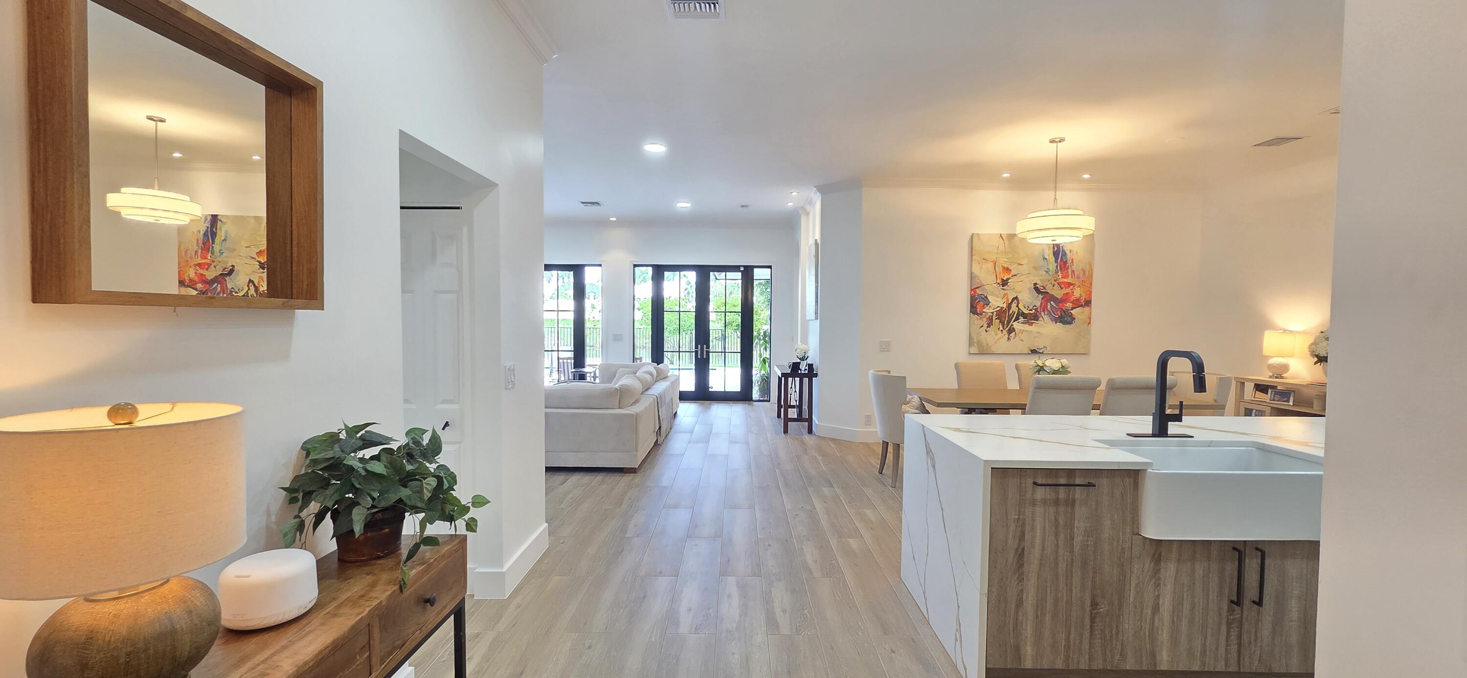 SHADY OAKS OF PALM BEACH POLO & COUNTRY CLUB - Residential