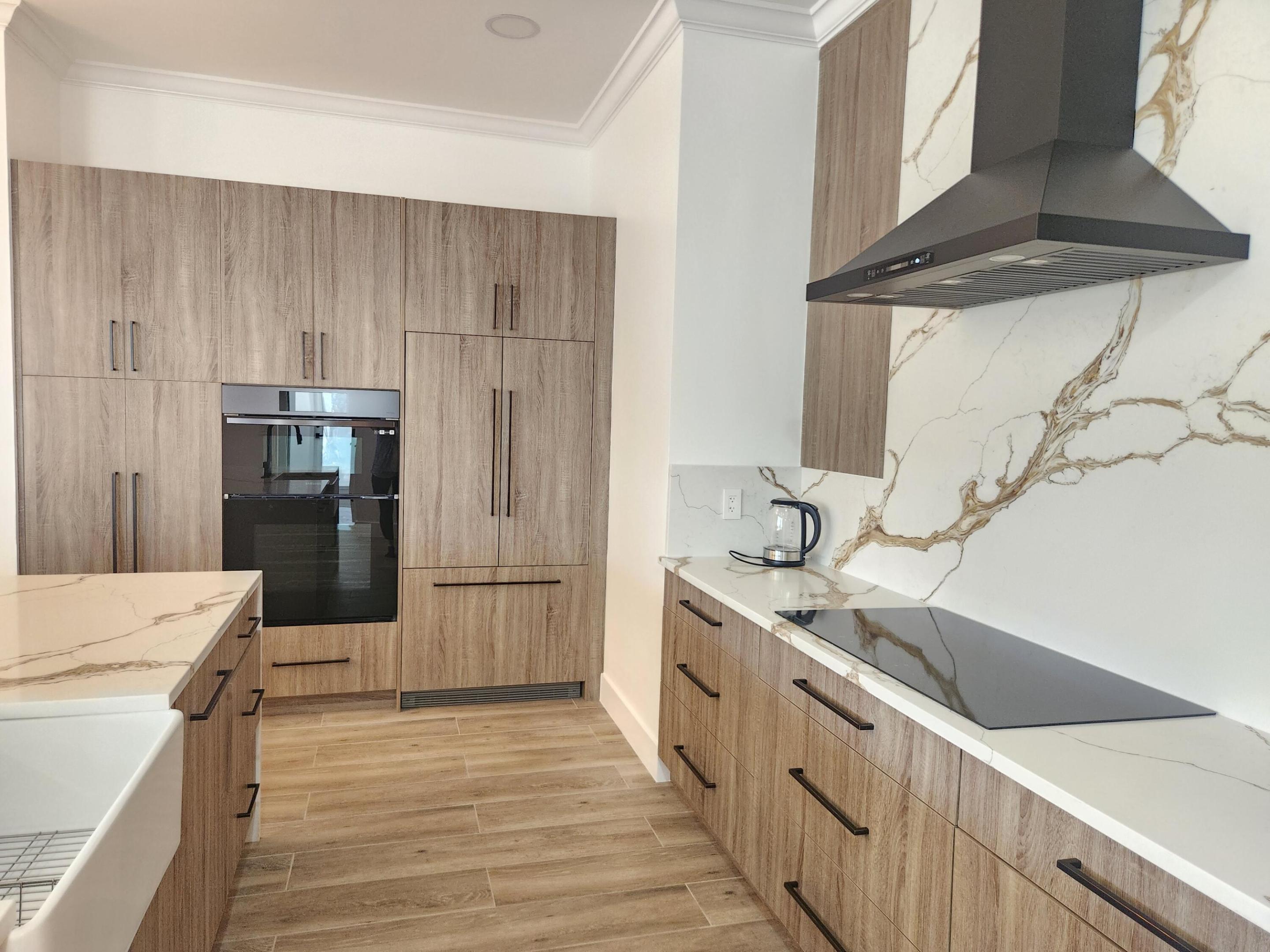 SHADY OAKS OF PALM BEACH POLO & COUNTRY CLUB - Residential