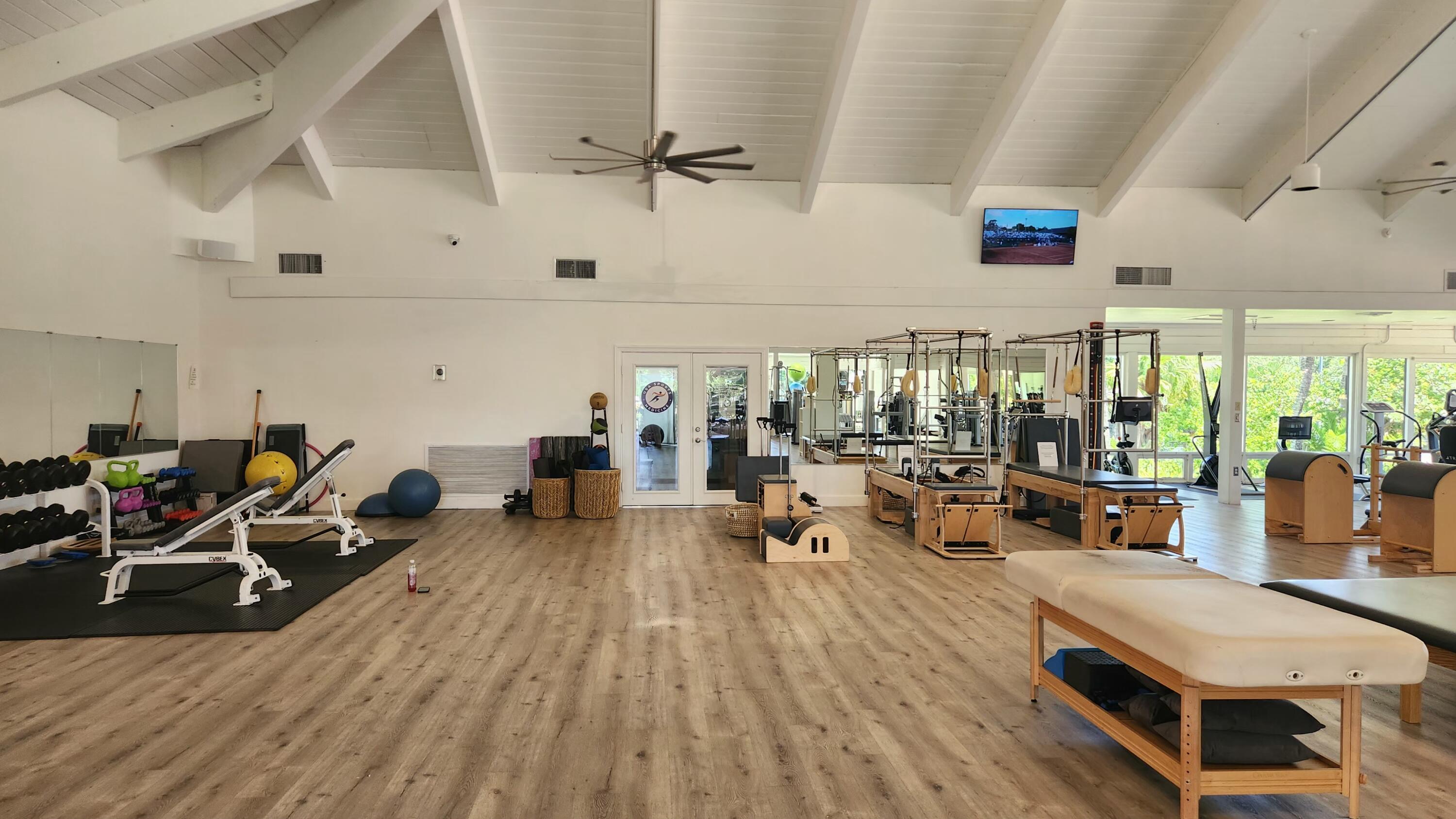 SHADY OAKS OF PALM BEACH POLO & COUNTRY CLUB - Residential