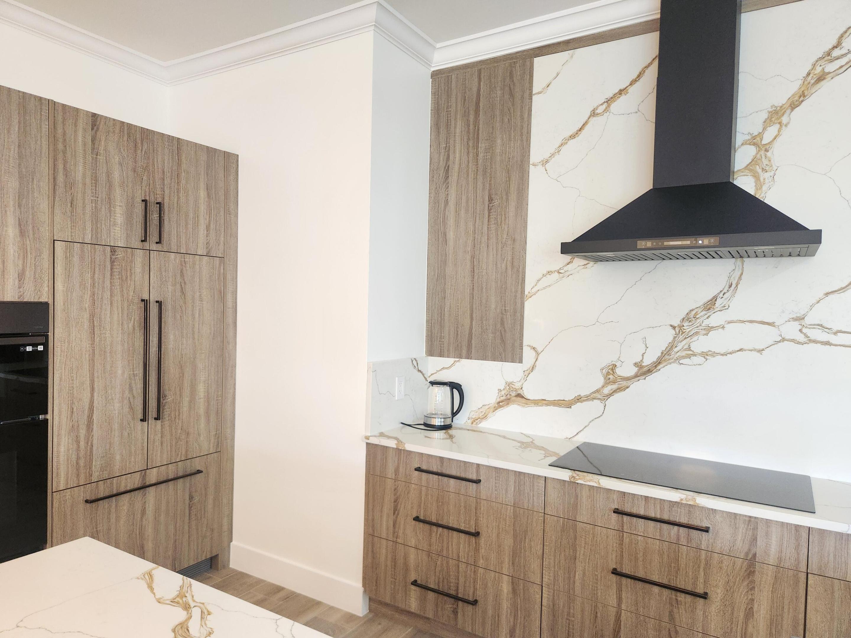 SHADY OAKS OF PALM BEACH POLO & COUNTRY CLUB - Residential