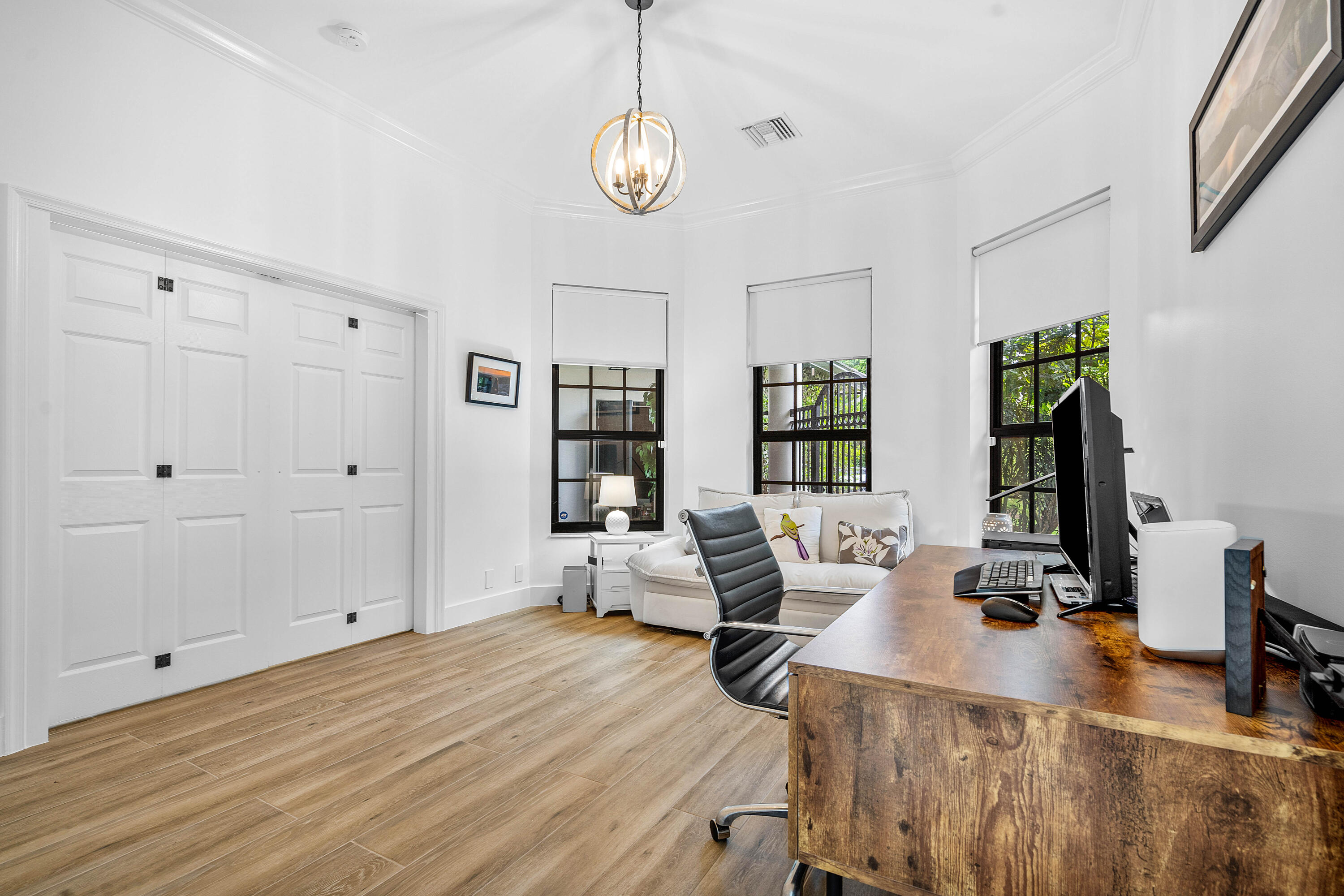 SHADY OAKS OF PALM BEACH POLO & COUNTRY - Residential