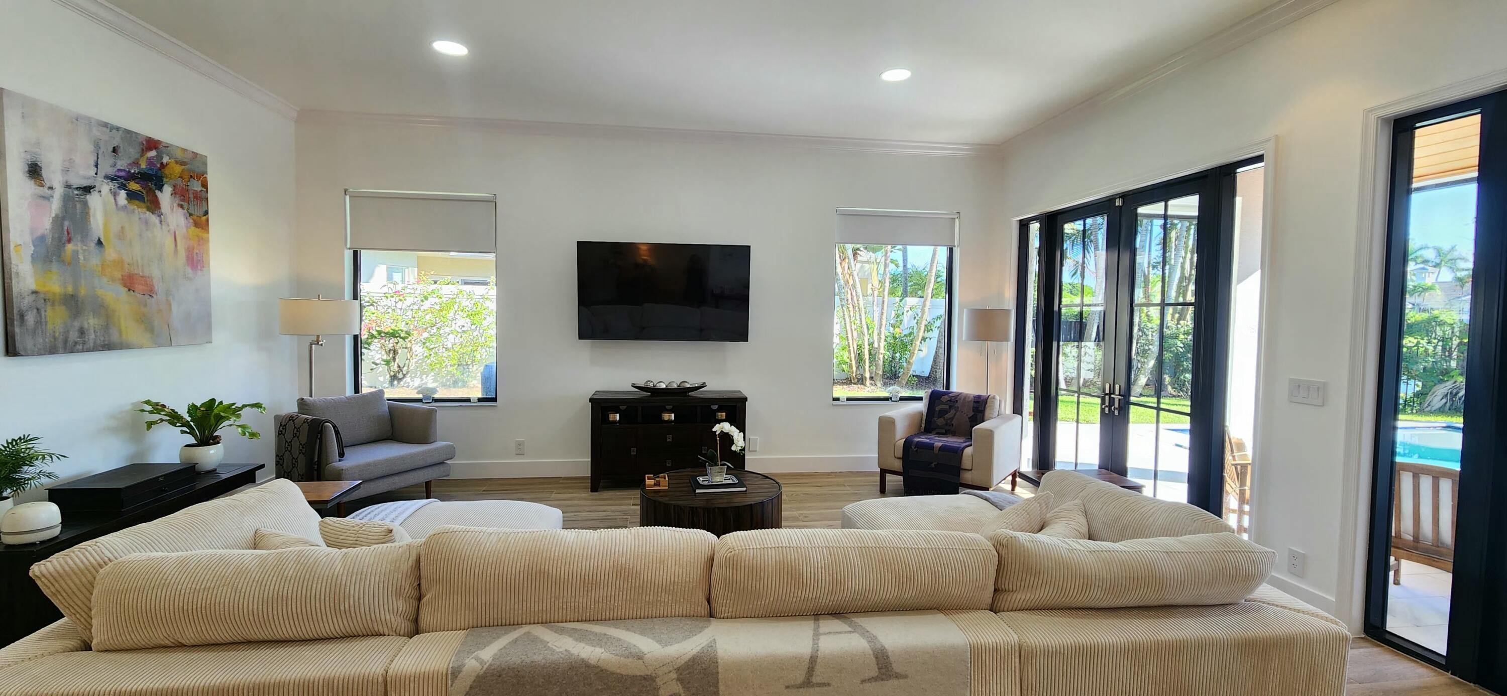 SHADY OAKS OF PALM BEACH POLO & COUNTRY CLUB - Residential