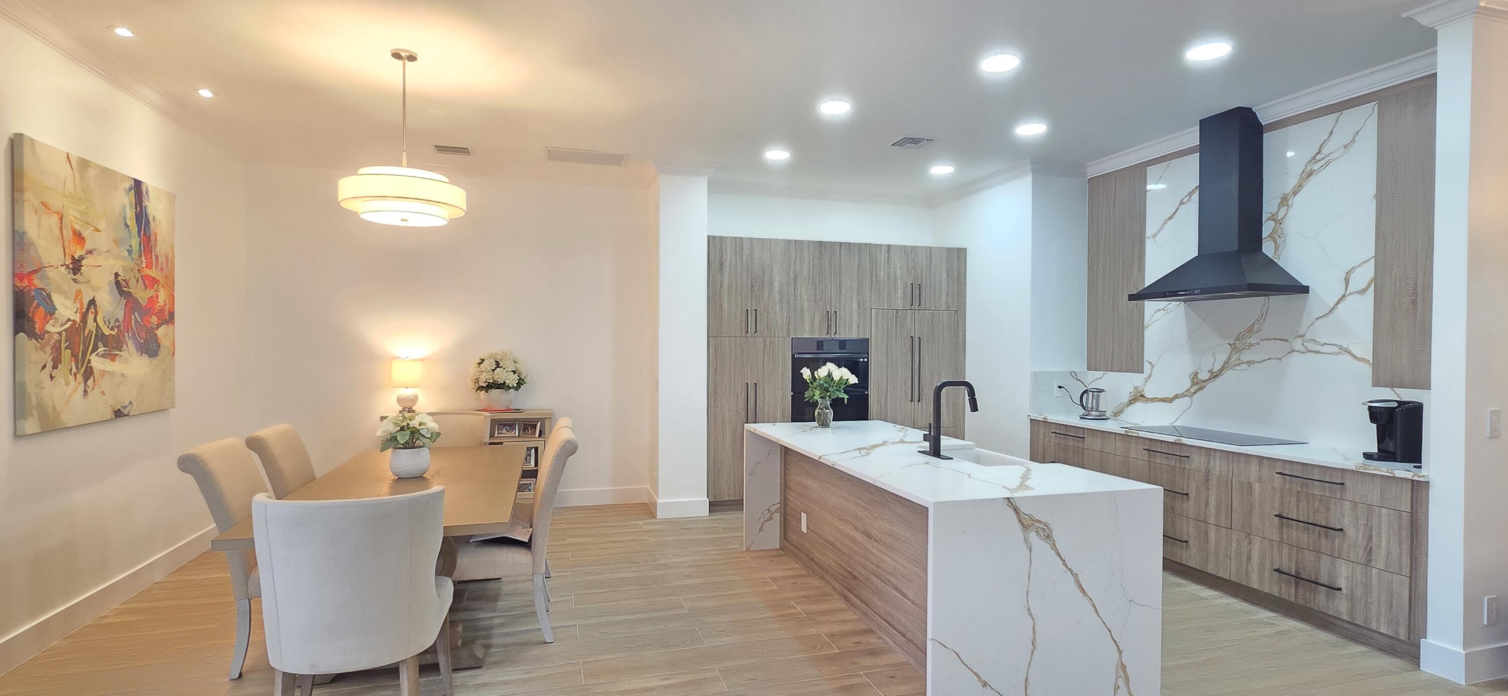 SHADY OAKS OF PALM BEACH POLO & COUNTRY CLUB - Residential