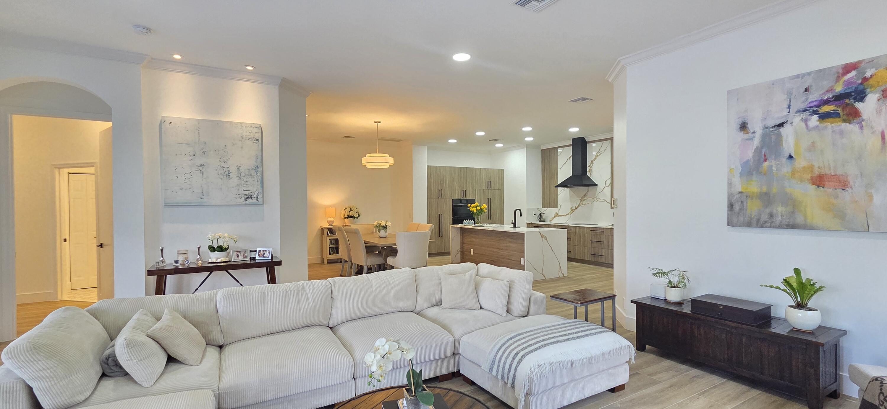 SHADY OAKS OF PALM BEACH POLO & COUNTRY CLUB - Residential