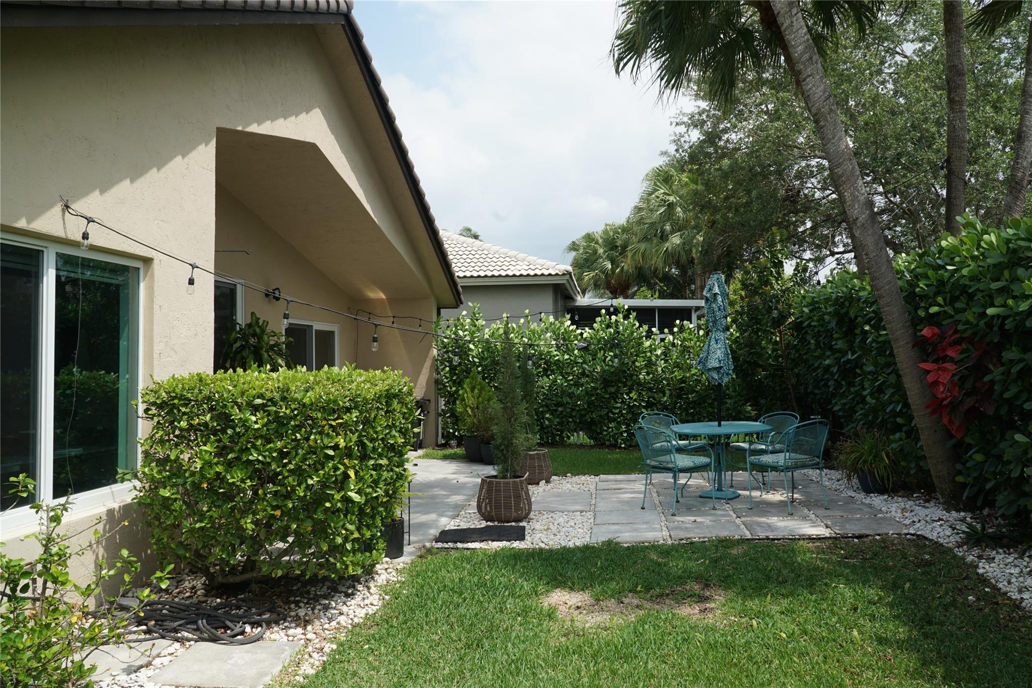 Pembroke Isles 1 - Residential Lease