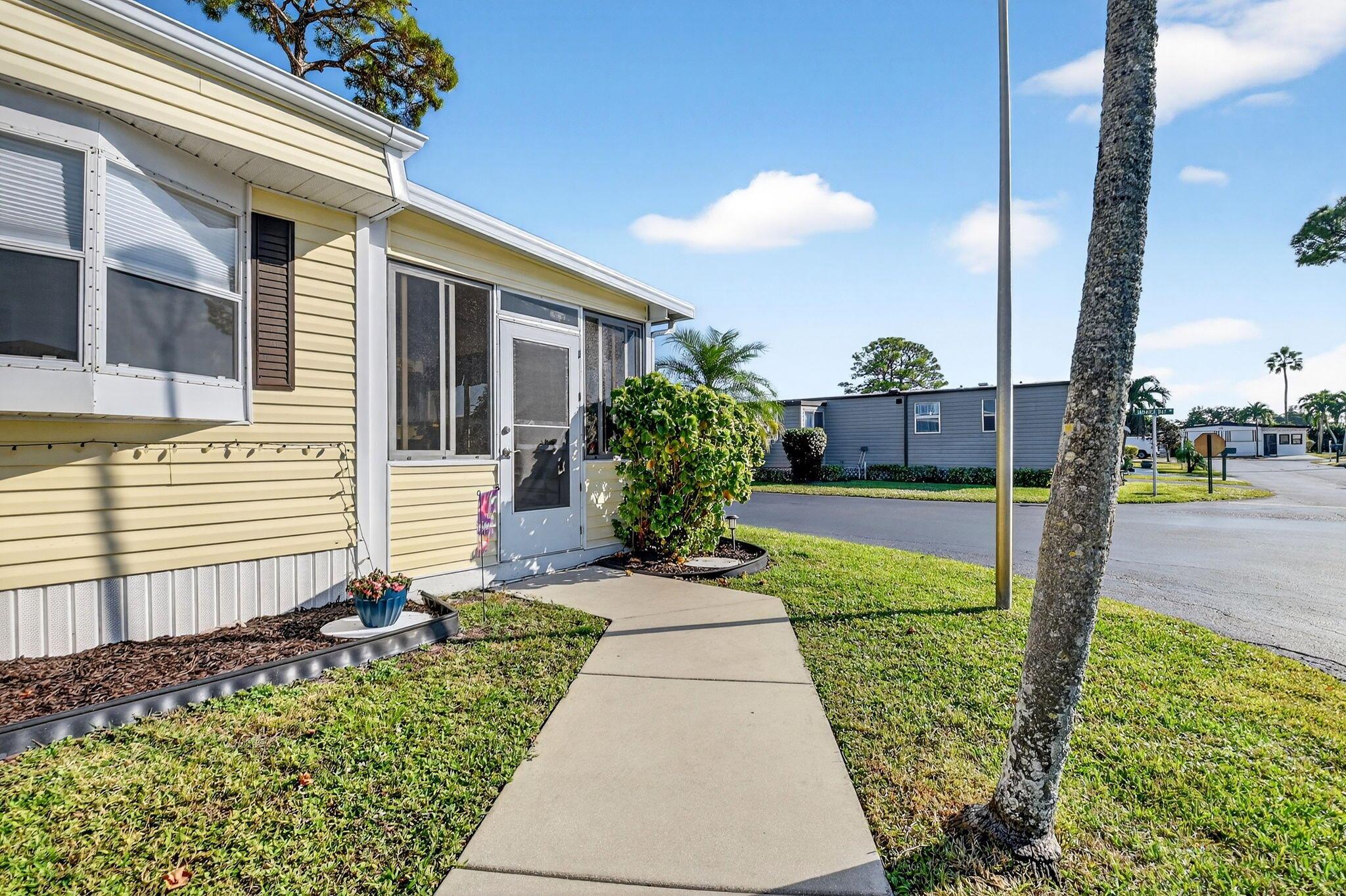 JAMAICA BAY MOBILE HOME C - Residential