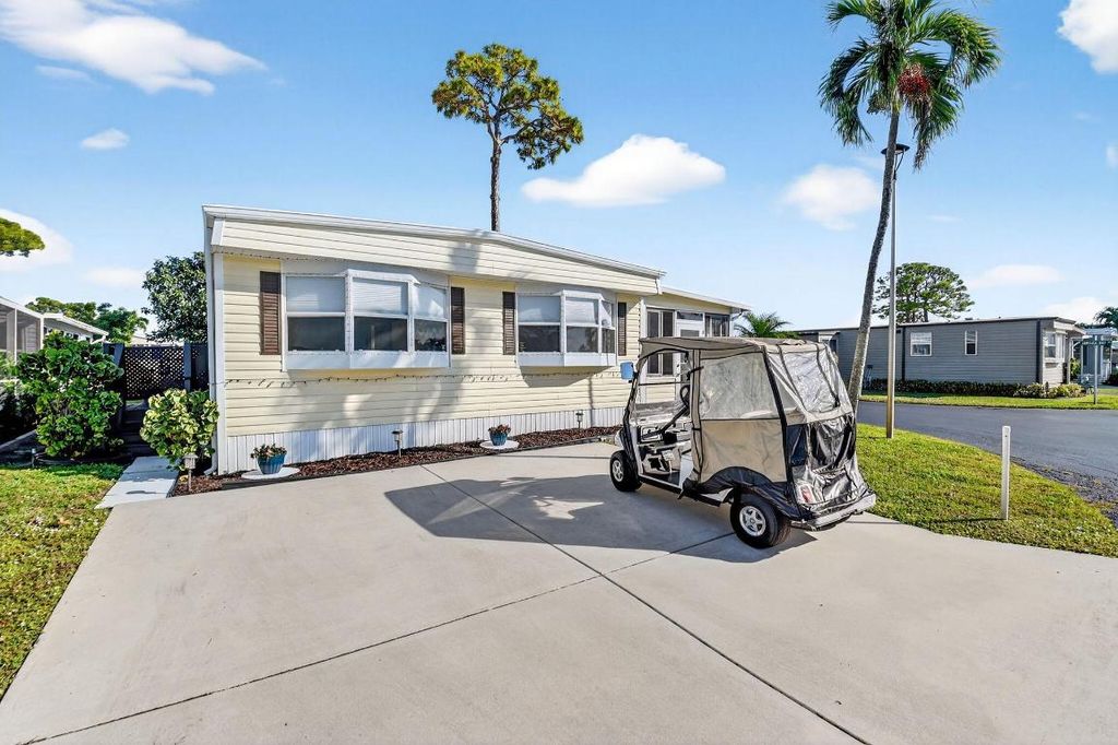Photo of 12001 Iguana Bay, Boynton Beach, FL 33436 (MLS # R11146324)