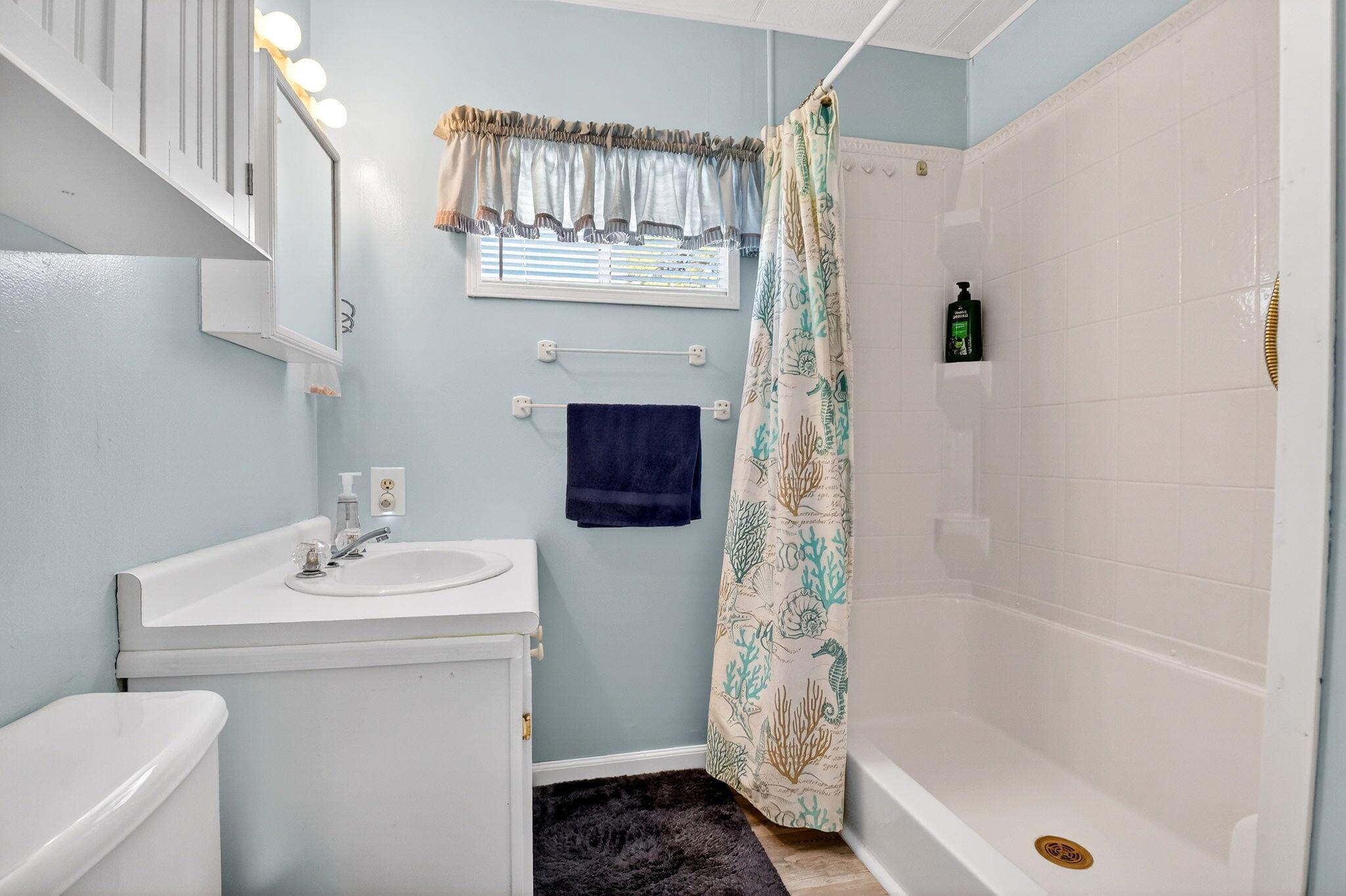 JAMAICA BAY MOBILE HOME C - Residential