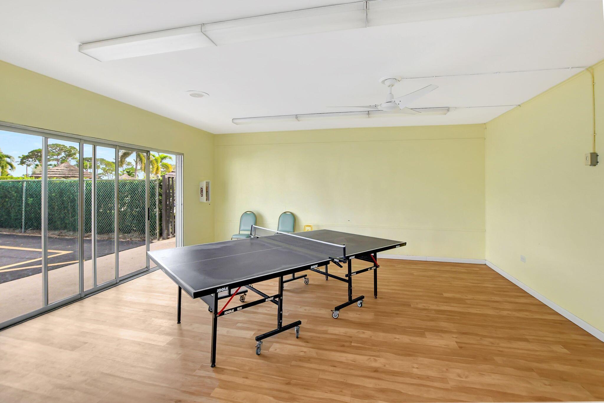 JAMAICA BAY MOBILE HOME C - Residential