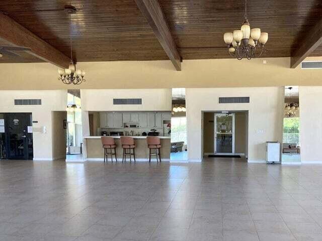 BREAKWATERS OF THE PALM BEACHES CONDO - Residential