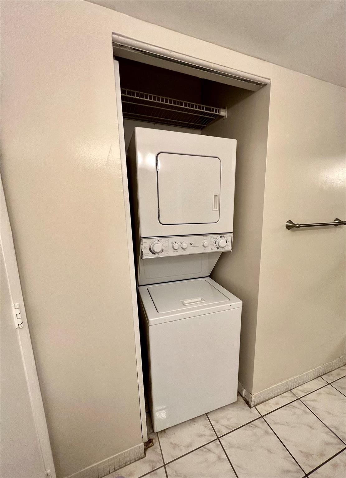 Ramblewood East Condo - Residential Lease