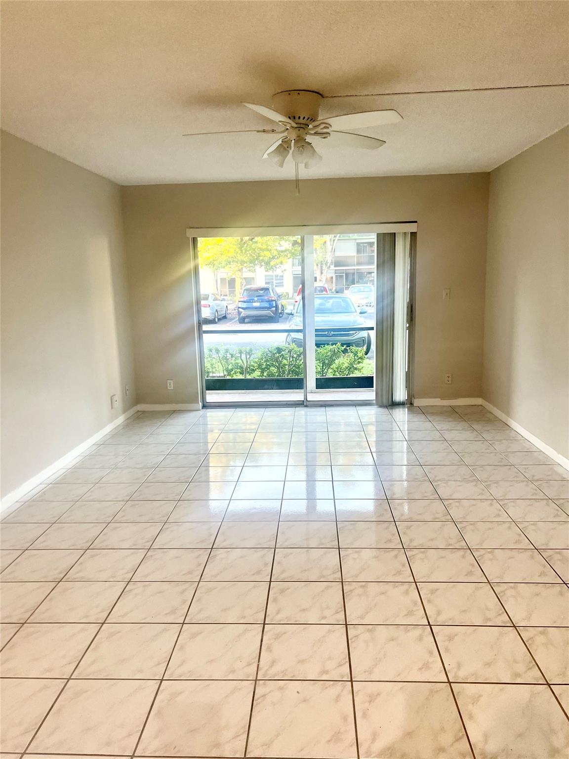 Ramblewood East Condo - Residential Lease