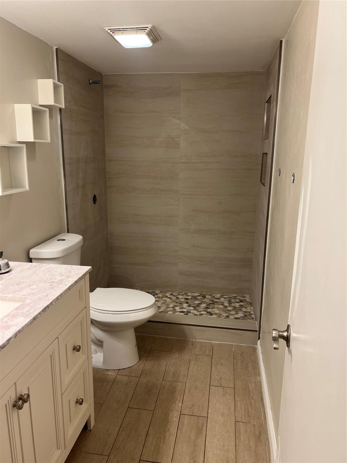 Ramblewood East Condo - Residential Lease